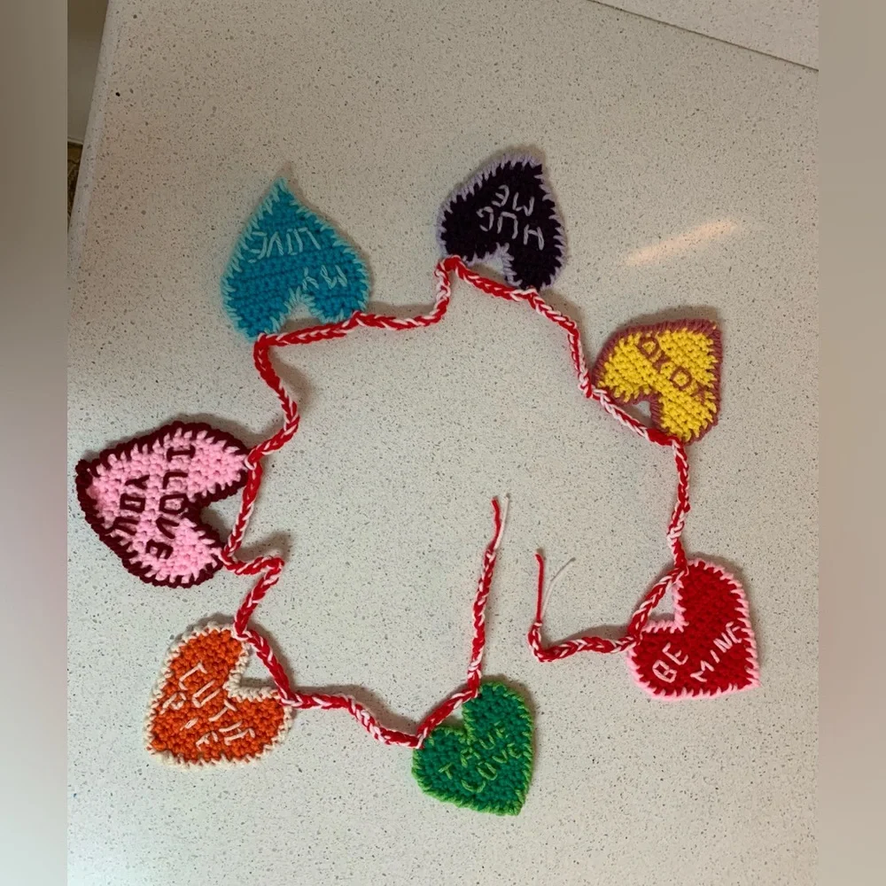 Valentines Hearts Conversation Garland New Handmade Crochet